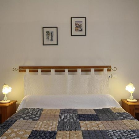 Bed and Breakfast Logis De L'Orme La Rochepot Exterior foto